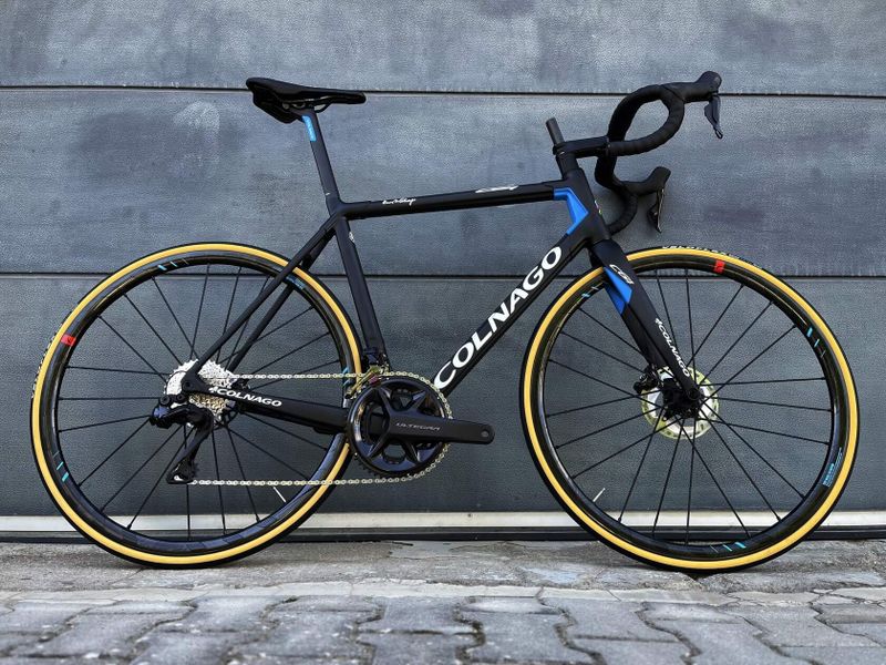 Colnago C64 Disc - barevná kombinace CUSTOM MySixty4 (vel. 54s NOVÉ)