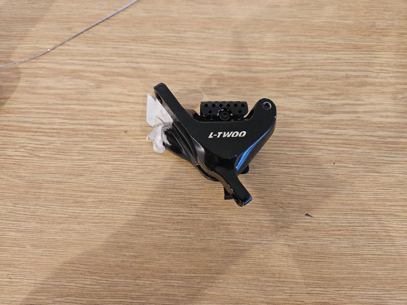 Prodám 12x2 hydraulický groupset s kazetou