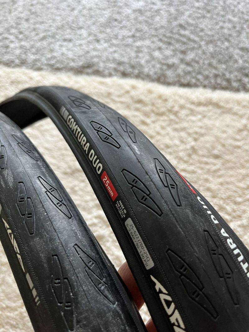 2 ks nových plášťů Tufo comtura duo 700x25c