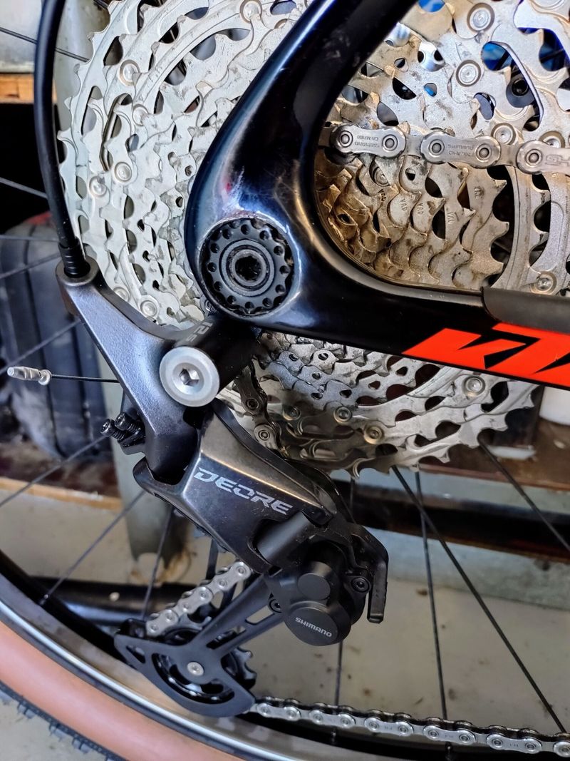 KTM myroon vel. L