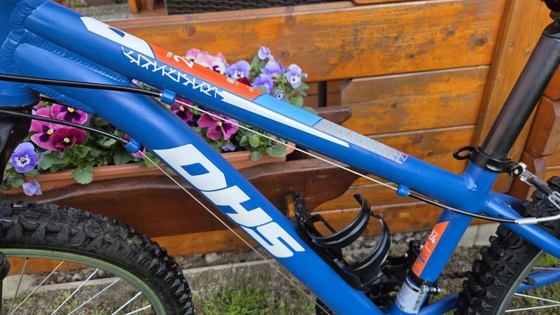 Dětské horské kolo 24" DHS Terrana Intersport jako NOVÉ nevyužité.