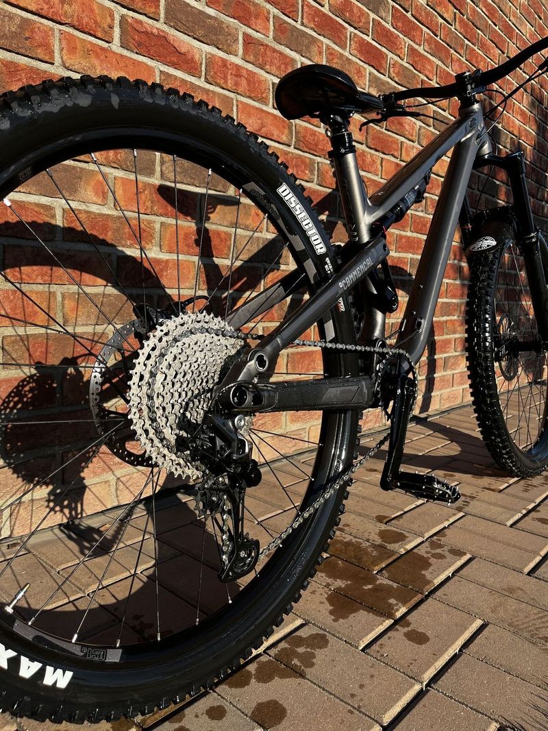 Commencal Meta TR V4 29/M 100km