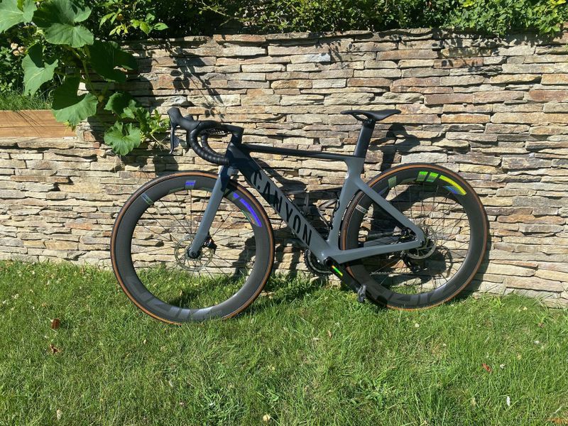 Canyon Aeroad CF SLX 8 AXS