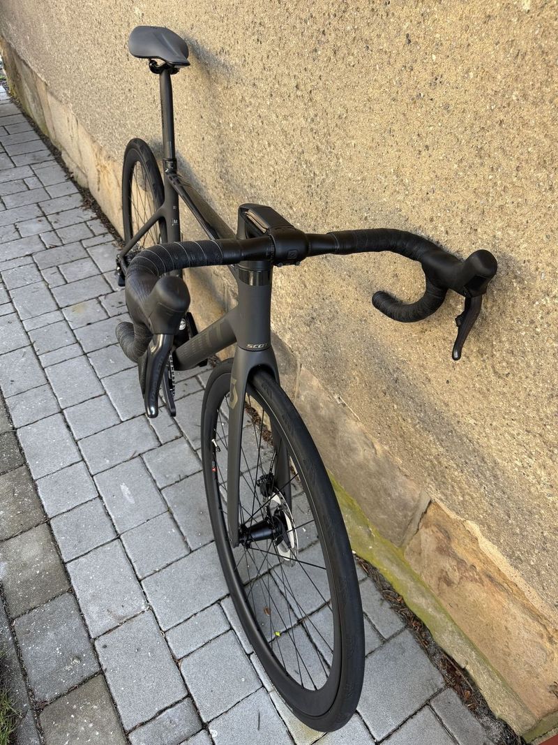 Scott Addict RC 15 (2024) – vel. M 54, Ultegra Di2 