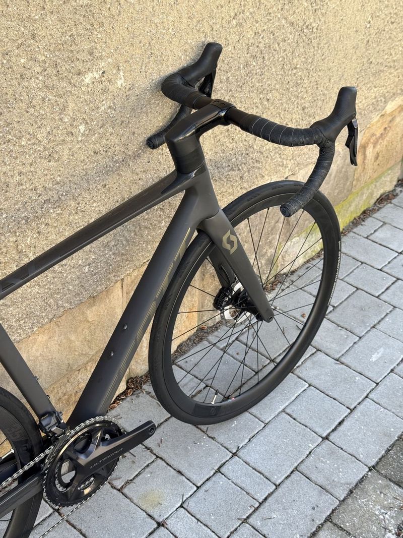 Scott Addict RC 15 (2024) – vel. M 54, Ultegra Di2 