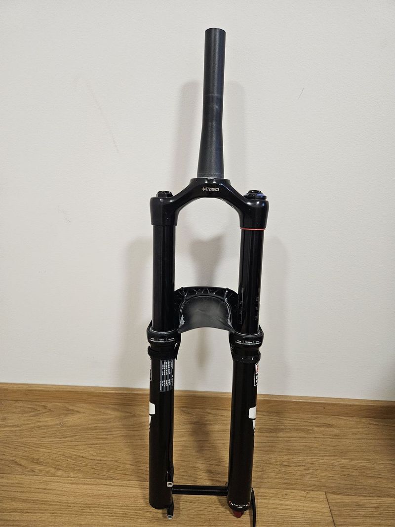 Rock Shock Pike RCT3_27,5_zdvih160 mm
