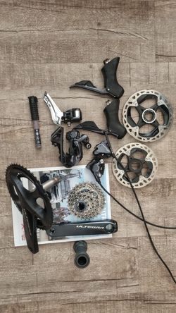 Shimano ultegra r8100 di2 2x11