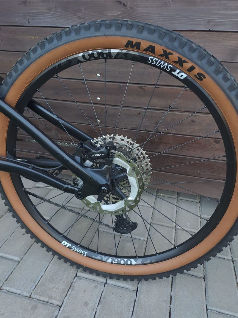 Zánovní v TOP stavu enduro bike Norco Optic ve velikosti M / kola 27,5er pro ženu nebo dítě / FOX 