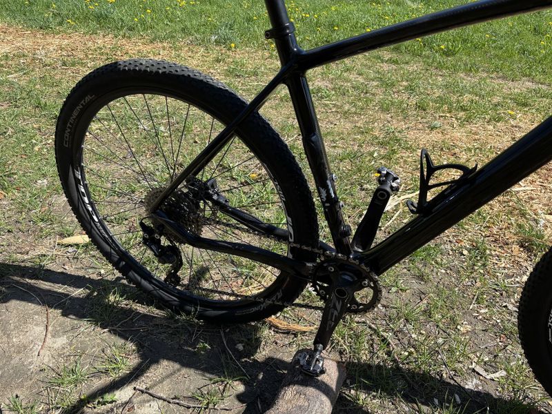 Karbonové 29” MTB vel.L
