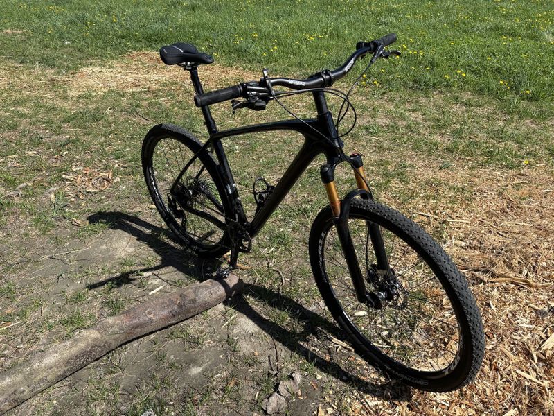 Karbonové 29” MTB vel.L
