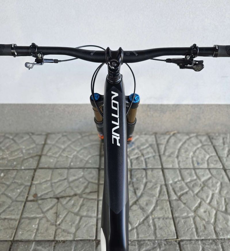 Horské kolo Orbea Rallon M Team Carbon 29″