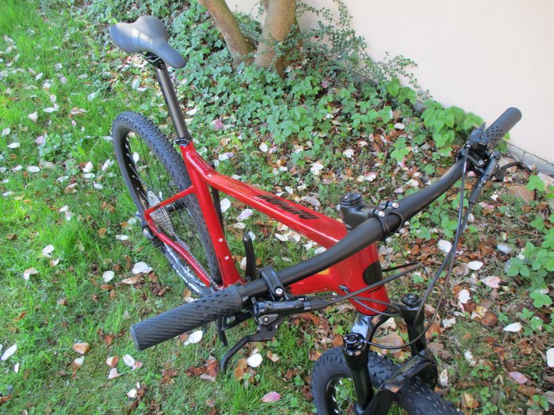 Nové 29" karbonové kolo na rámu Apache Hupahu 21", SLX 1x12, vzduch. vidlice Rock Shox Recon