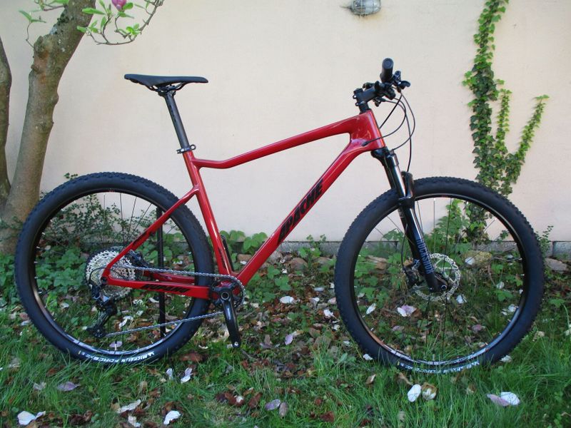 Nové 29" karbonové kolo na rámu Apache Hupahu 21", SLX 1x12, vzduch. vidlice Rock Shox Recon