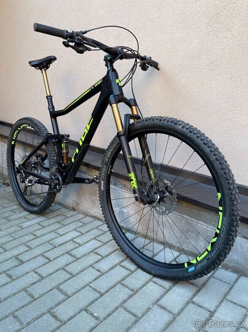 Horské karbonové celoodpružené kolo Cube Stereo 120 HPC SLT, velikost 21", kola 29"