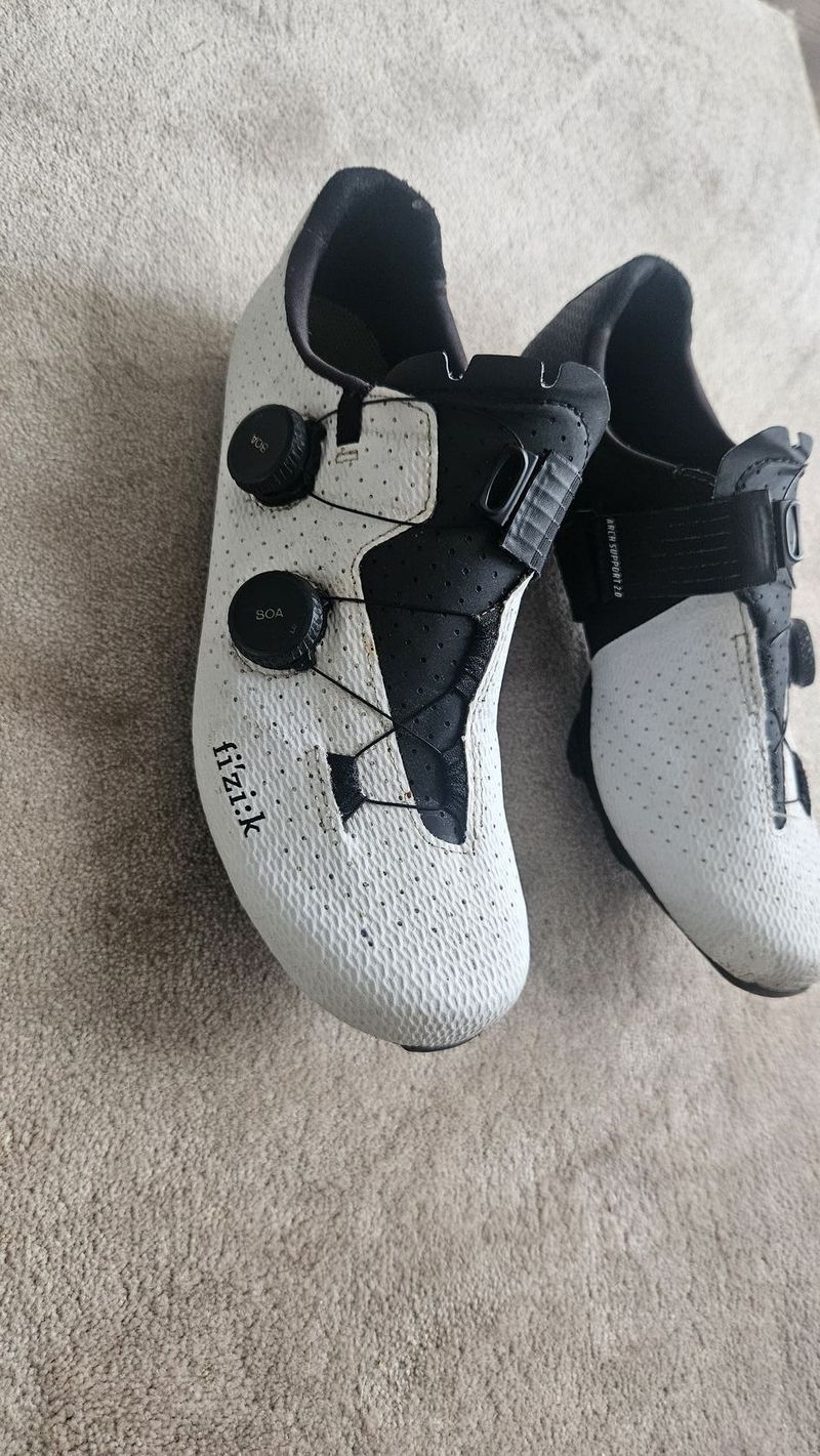 Fizik Vento Infinito Carbon 2 - white/black