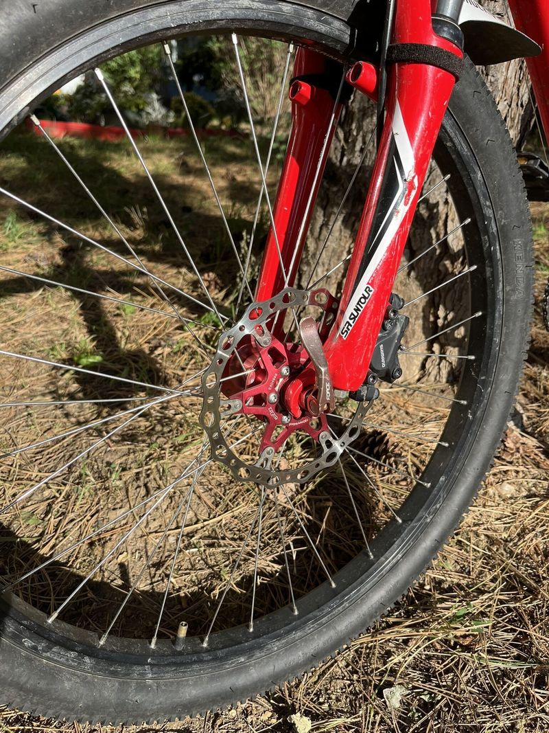 Specialized Hotrock velikost 24"