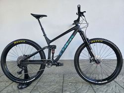 Horské kolo Trek Slash 8 2020 29″