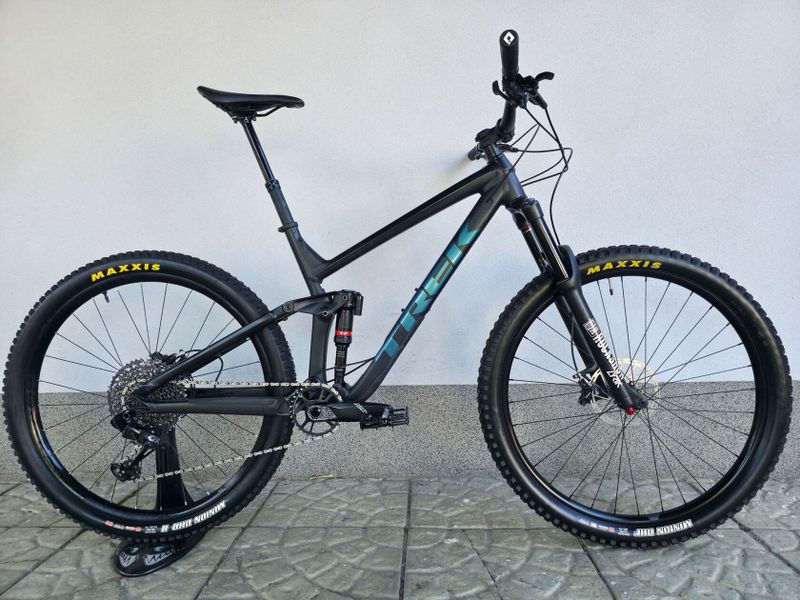 Horské kolo Trek Slash 8 2020 29″