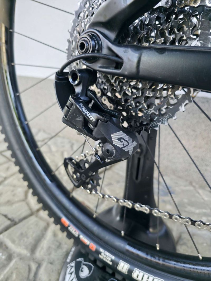 Horské kolo Trek Slash 8 2020 29″