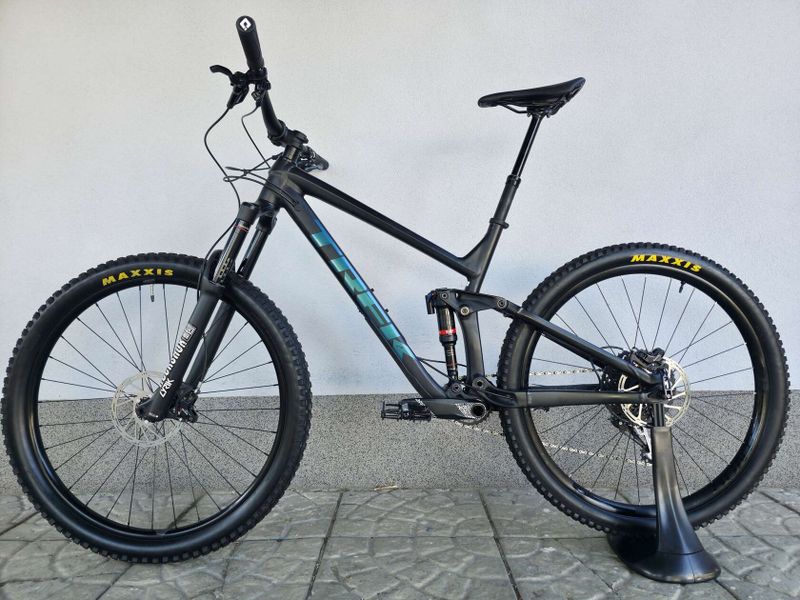 Horské kolo Trek Slash 8 2020 29″