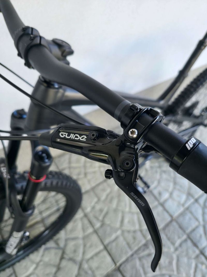 Horské kolo Trek Slash 8 2020 29″
