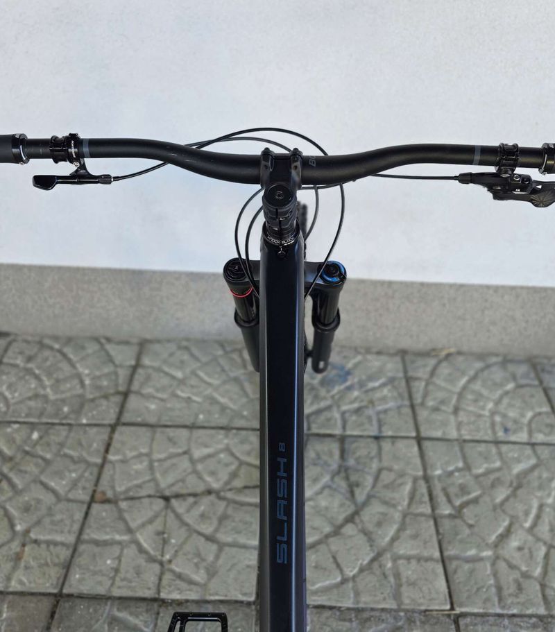Horské kolo Trek Slash 8 2020 29″
