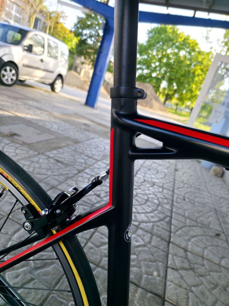 Silniční kolo BMC Teammachine SLR03 ONE Carbon 2021