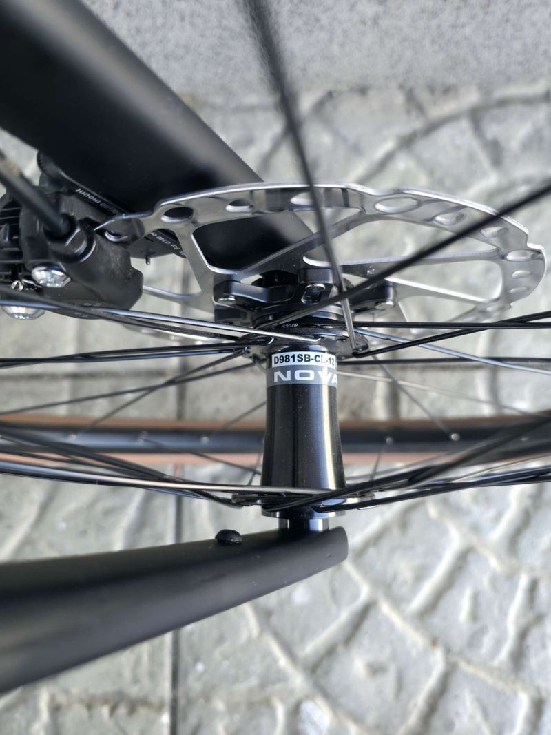 Gravel Rose Backroad 2025