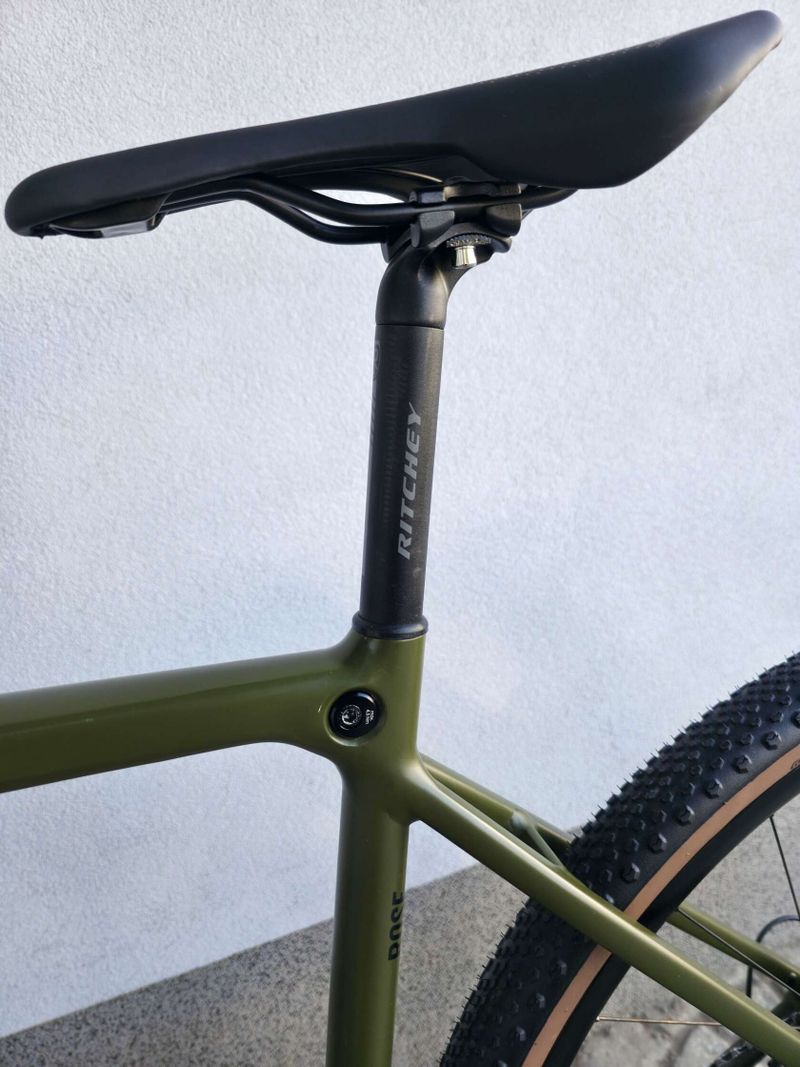 Gravel Rose Backroad 2025