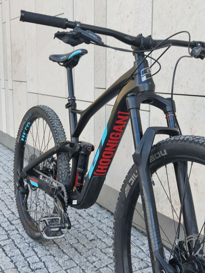 GT Sensor 29 Carbon Elite