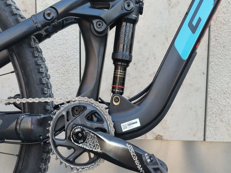 GT Sensor 29 Carbon Elite