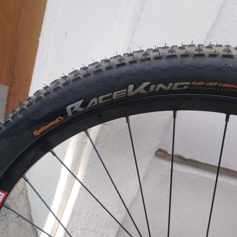 Plaste continental 29" 3kusy.