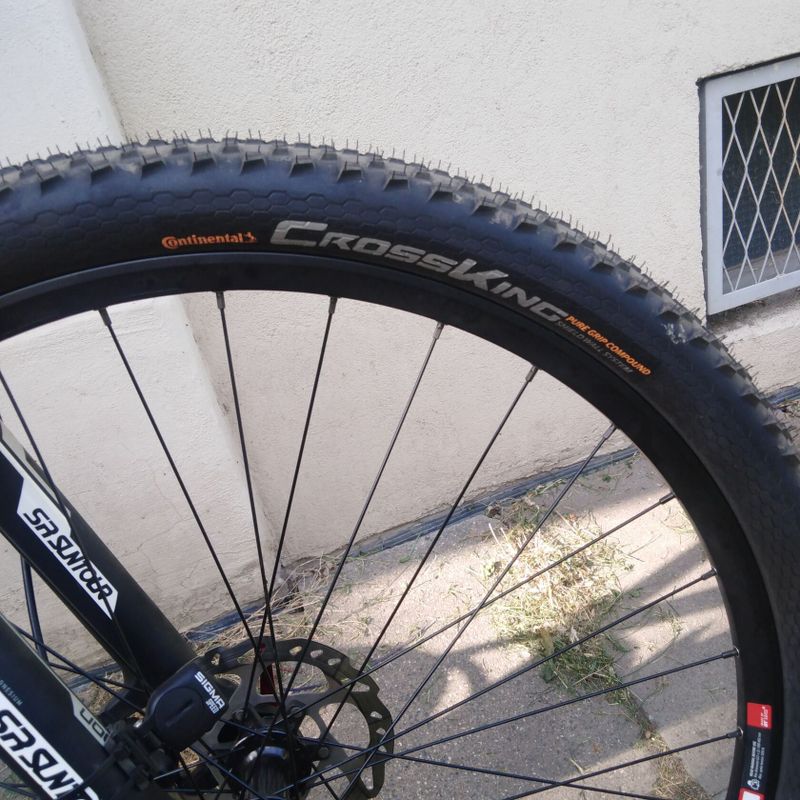 Plaste continental 29" 3kusy.