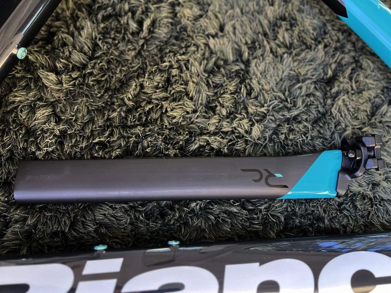 Bianchi Oltre XR4 (vel.59, NOVÉ)