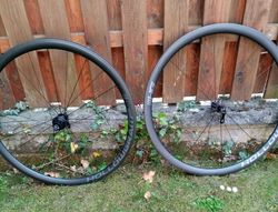Nová karbonová kola Cannondale - Hollowgram SI - silniční, klasické 