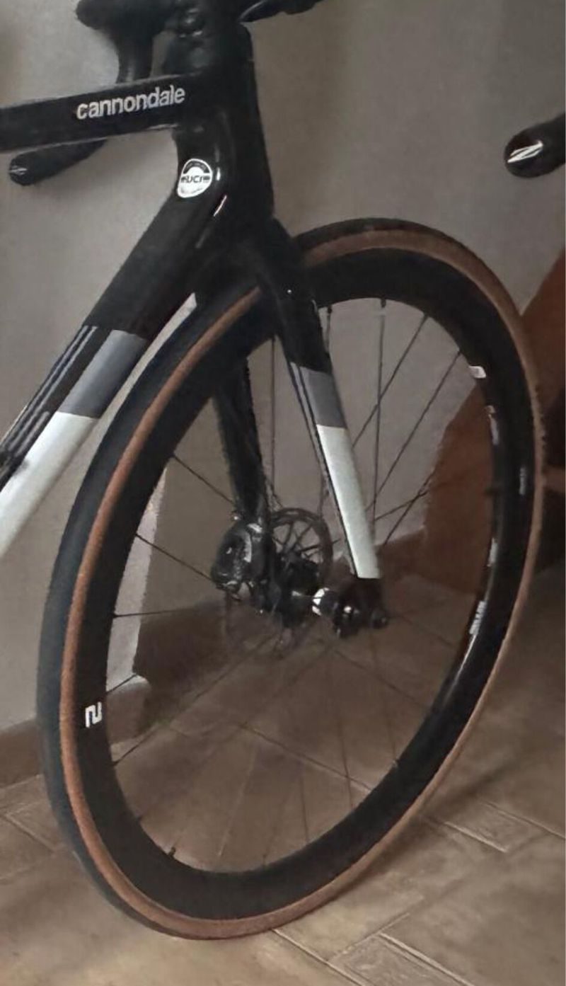 Giant zapletená karbonová kola SLR2 