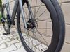 Nová celokarbonová silnička (včetně karbonových kol) R15 Pro, elektrické řazení Wheeltop 2x12 