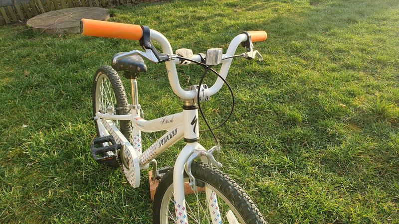 Spec. Hotrock bez řazení, citybike