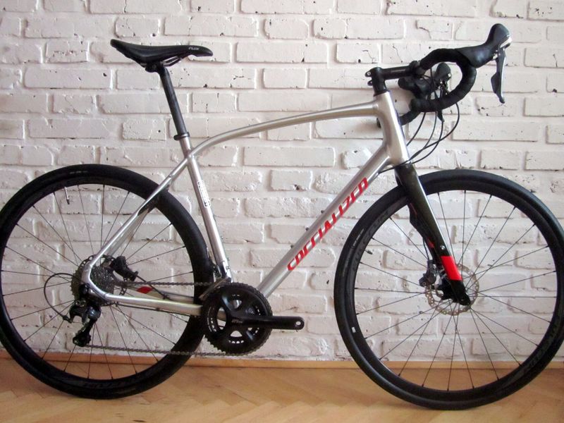 SPECIALIZED DIVERGE na Shimano ULTEGRA/105, 58 cm. Super stav