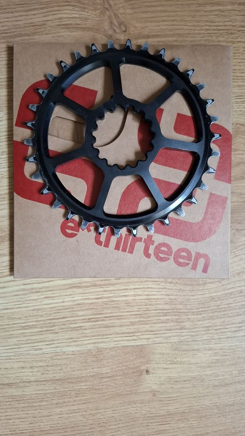 Prodám kazetu e thirteen helix plus 9-50 a převodník 34 zubů. 