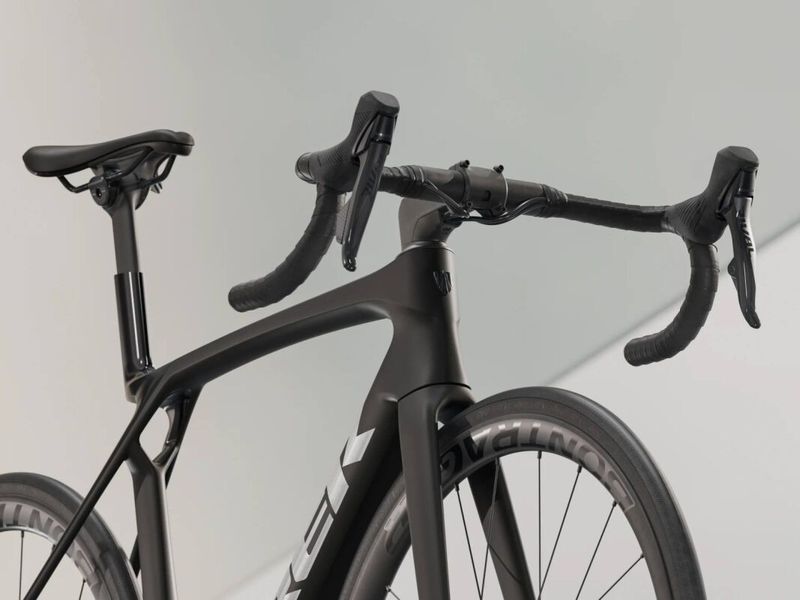 TREK Madone SL 6 AXS Gen 8, vel. M - nové kolo
