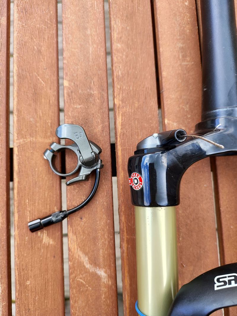 SR Suntour AXON RL-RC vidlice 29 100mm