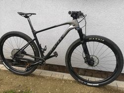 Kolo Giant 29 karbon L 