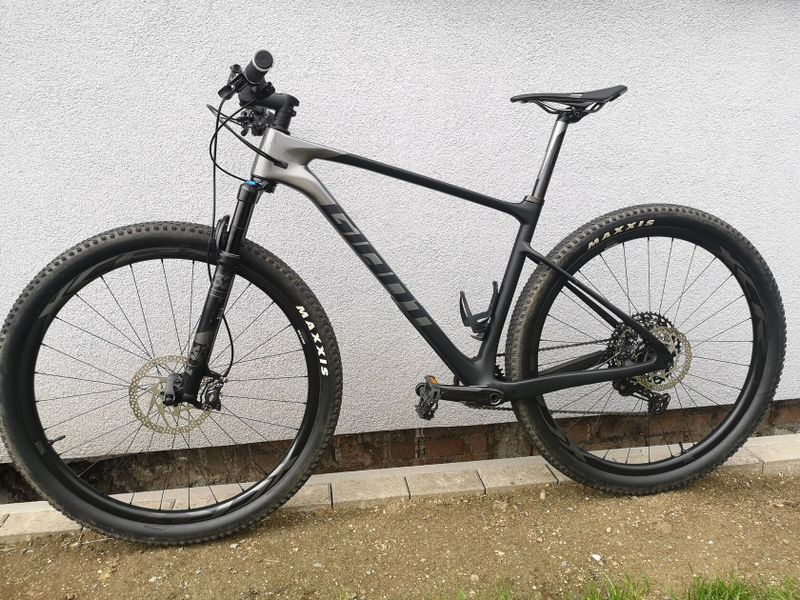 Kolo Giant 29 karbon L 