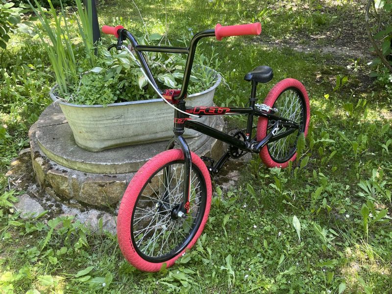 BMX Felt sector