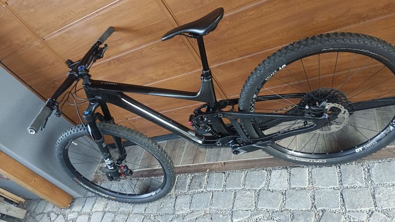 karbonové trail kolo GIANT Trance X Advanced PRO1 vel.M