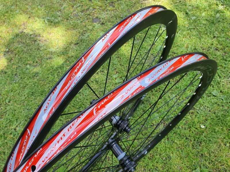 FULCRUM RACING 818