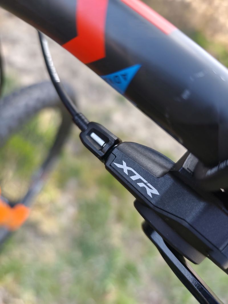 Cube ams