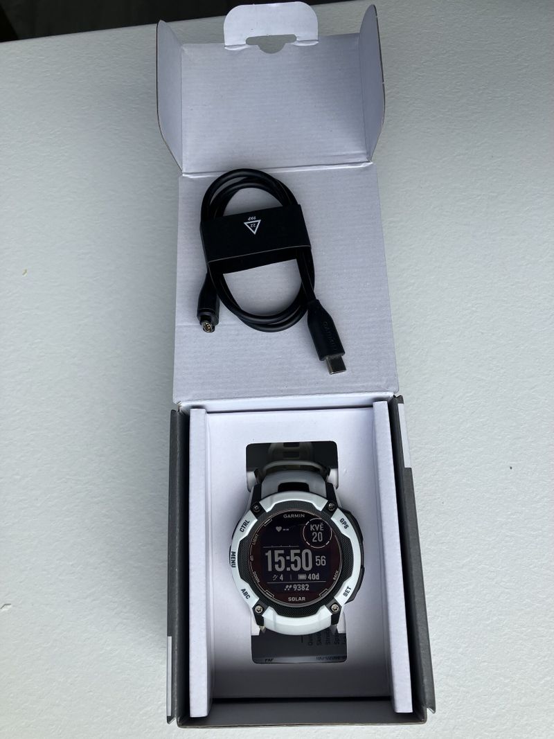 Garmin Instinct 2x solar, záruka