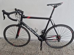 Silniční kolo Felt velikost 61